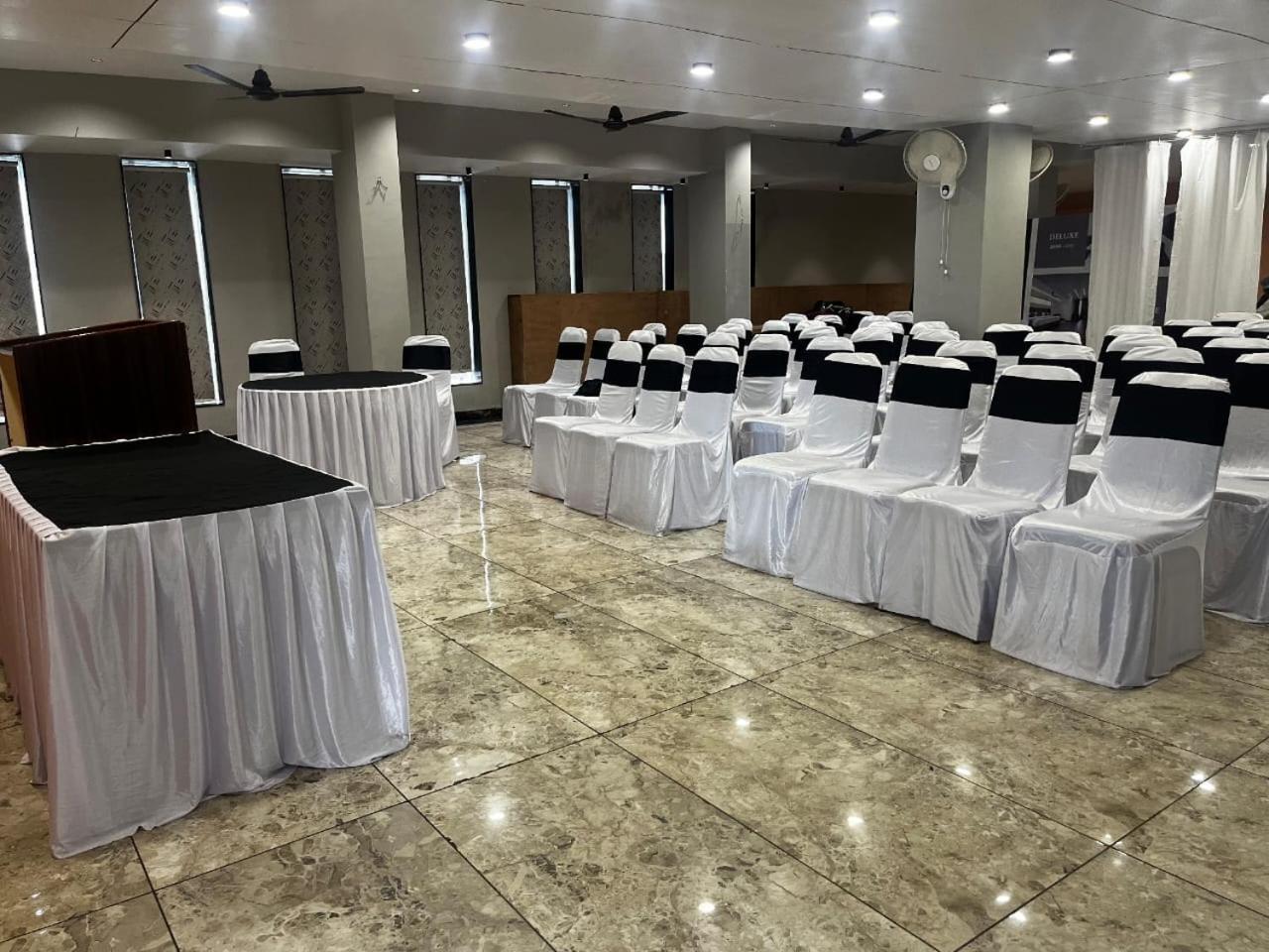 The Imperial Hotel & Restaurant Banswara Exterior photo